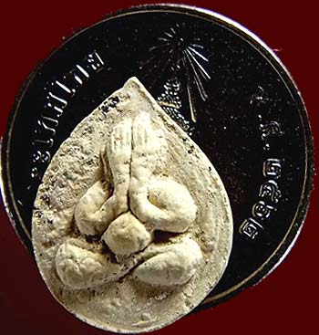 *ปิดตาบัวผุด ผงพราย รุ่นแรก ปี๒๕๓๐ หลวงพ่อสาคร วัดหนองกรับ ระยอง*