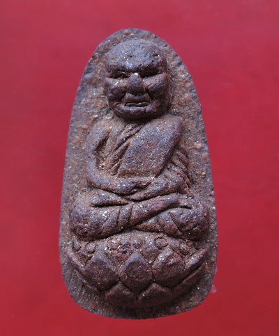 200 บาท หลวงพ่อทวด หลังลายนิ้วมือ  ฝังข้าวสารหิน รุ่นทูลเกล้า ปี 2547 วัดห้วยมงคล พร้อมกล่องเดิมๆ