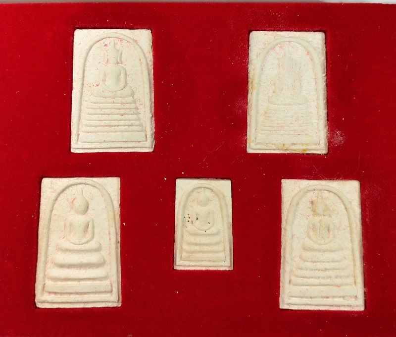 สมเด็จรุ่นอนุสรณ์ 100 ปี เนื้อผงเก่า 108 และข้าวก้นบาตร หลวงพ่อทา วัดพะเนียงแตก นครปฐม