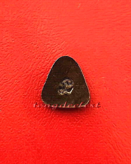 พระปิดตาหลังยันต์นะองค์จิ๋ว หลวงปู่ดี วัดเทวสังฆาราม(วัดเหนือ) จ.กาญจนบุรี สวยมากค่ะ