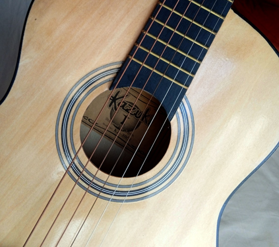 กีตาร์ Kazuki KZ-30 สวยมาก