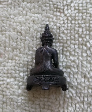 รูปหล่อรุ่น ๑ มั่งมี ศรีสุข หลวงพ่อสัมฤทธิ์ วัดเซิงหวาย จ.กรุงเทพ