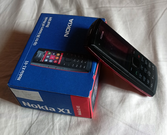 มือถือ NOKIA X1-01 สวย ยกกล่อง 2sim MP3PLAYER Radio