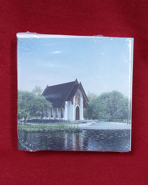 พระผงรูปเหมือน สมเด็จพระสังฆราช(อัมพร)บรรจุในกล่อง วัดราชบพิธฯ "มวลสารพระเกศา พร้อมสาชเชือกคล้องคอ