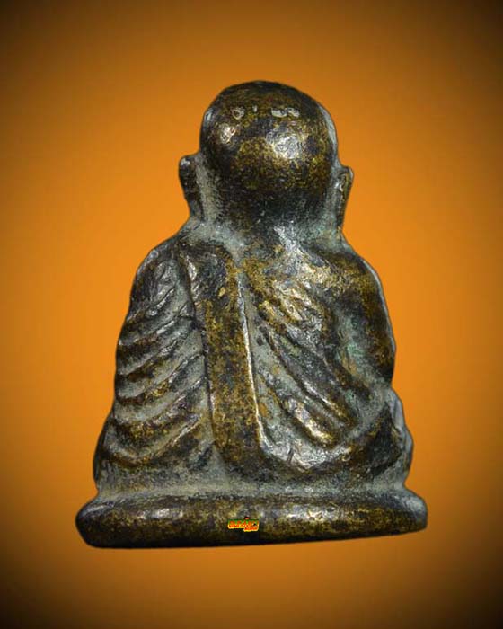 พระแท้ หลวงพ่อเงินปืนแตก ปี 2528 เนื้อเก่า สวย แท้ ดูง่ายครับ