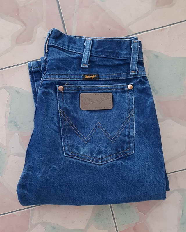 กางเกงยีนส์Wrangler เอว 32 ยาว 37.5 Made in USA