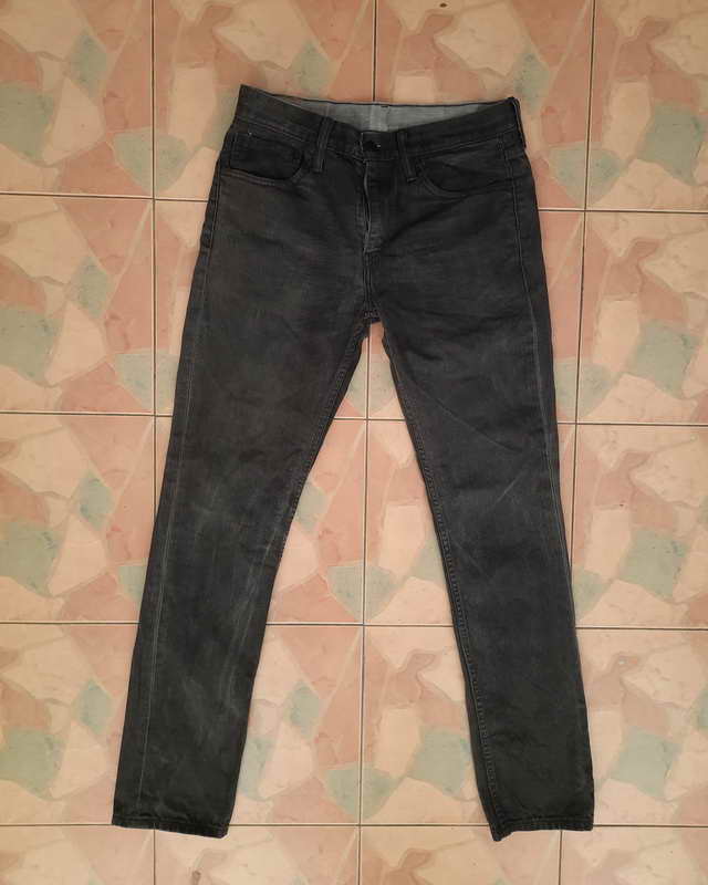 กางเกงยีนส์ Levi's 511สีดำ เอว32นิ้วยาว 42น้ว