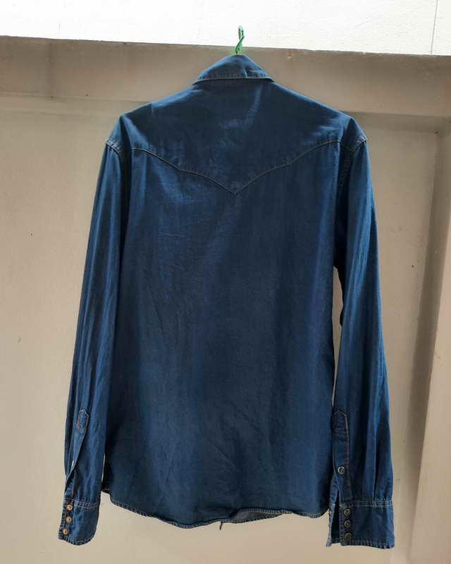 เสื้อเชิ้ตยีนส์Wrangler Made in USA เบอร์ L ไหล่ 19 อก 21 ยาว 26 วัดจากคอ