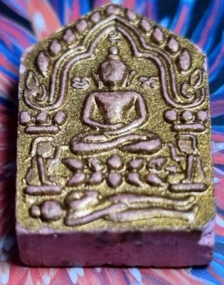 พระขุนแผนพรายกุมาร ปี 46 พิมพ์เล็ก เนื้อชมพู ตะกรุดทองแดง หลวงพ่อสาคร วัดหนองกรับ