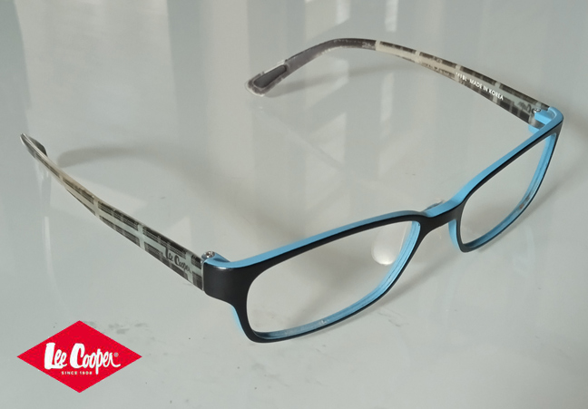 กรอบแว่นตา Lee Cooper ของแท้ จากหอแว่น ราคาปกติ 6,000 บาท