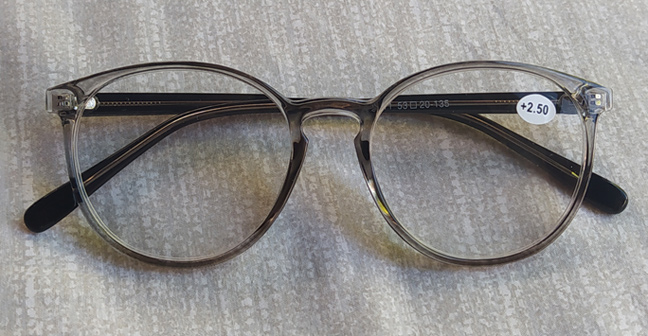 SALE เหลือเพียง 149.- ตัวสุดท้าย / แว่นตาสายตายาว ของใหม่ Clear Frame Streel Structure สวยๆ 