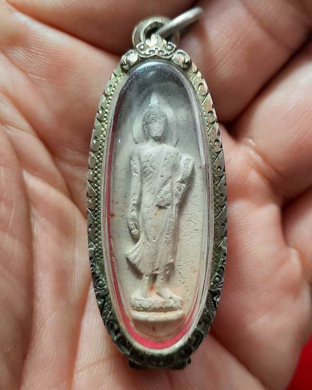 พระพุทธ25ศตวรรษเนื้อดินผสมผง องค์ที่3