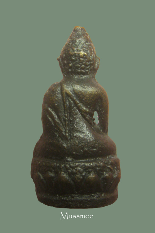 พระกริ่งวัดมหาธาตุ จ.เพชรบุรี ปี2508 ในหลวง ร.9 เสด็จมาเททองด้วยพระองค์เอง พระสวยยยยยย