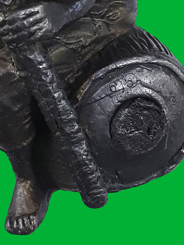 รูปหล่อฤาษีนั่งกลอง พระอธิการใจ ฐิตาจาโร วัดพระยาญาติ จ.สมุทรสงคราม ปี2552 เนื้อนวะ หมายเลข 66