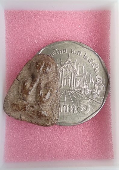 	พระปิดตาพิมพ์เล็กหลังยันต์ ปี2500 หลวงปู่เกลี้ยง หลวงพ่อวิเชียร วัดเนินสุทธาวาส ชลบุรี ปลุกเสก ปิดต