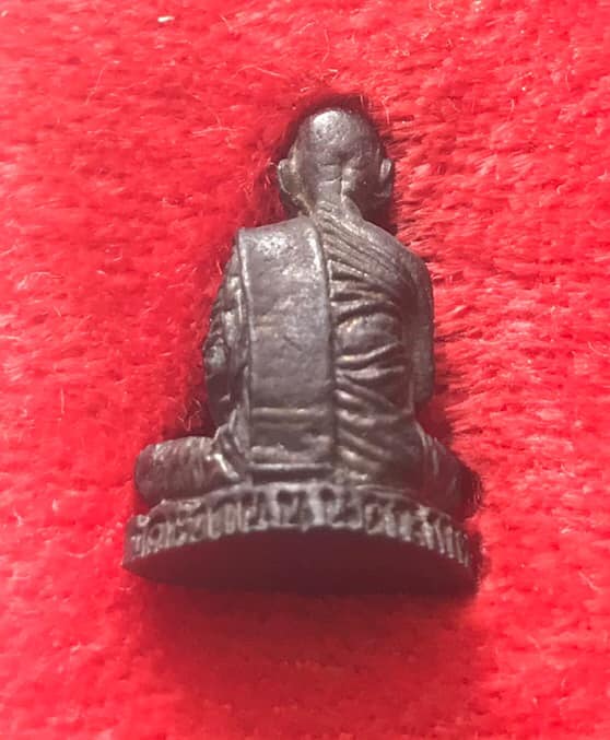 รูปหล่อเสาร์ห้า36 หลวงปู่ฮวด วัดหัวถนนใต้ นครสวรรค์ เคาะเดียว