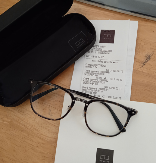 ของใหม่ แว่นตา OWNDAY รุ่น AIR ครบชุด เพิ่งซื้อ3,990บาท ไปดูที่ร้านได้ยังมีขายอยู่