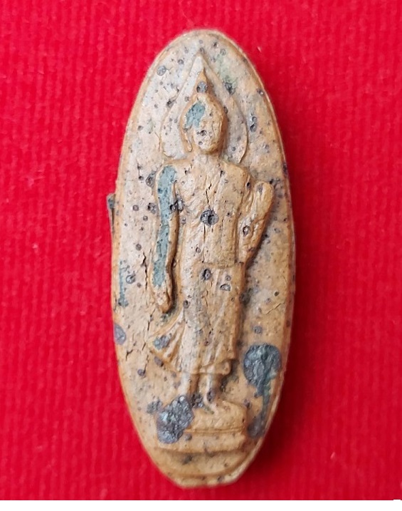 พระ 25 พุทธศตวรรษ เนื้อแร่ เนื้อหาจัดจ้าน สภาพสวยน่าเก็บ