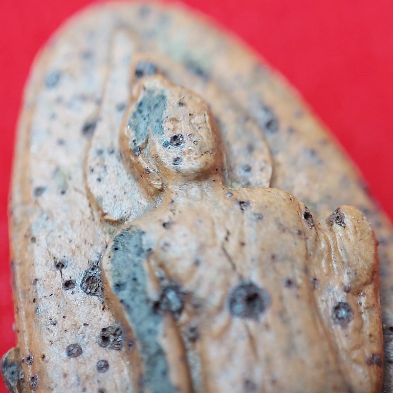 พระ 25 พุทธศตวรรษ เนื้อแร่ เนื้อหาจัดจ้าน สภาพสวยน่าเก็บ