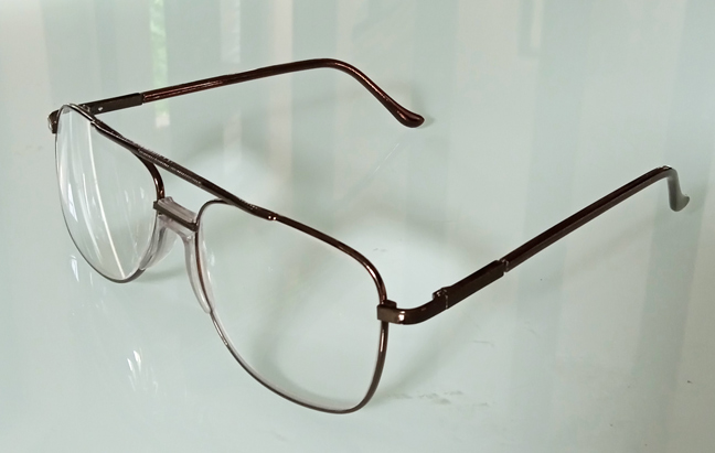 SALE499เหลือ199หมดแล้วหมดเลย แว่นสายตายาวทรงวินเทจ Steel Frame Top Bar ขาสปริง Pilot Design