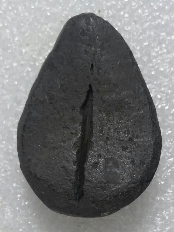 พระปิดตาเนื้อผงใบลาน เก่า   ไม่ทราบวัด 