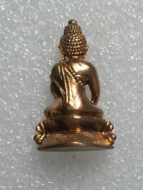 พระกริ่งเล็ก สร้างถวายโดย ซี เอ็น เค คาสติ้ง +กล่อง เคาะเดียวครับ