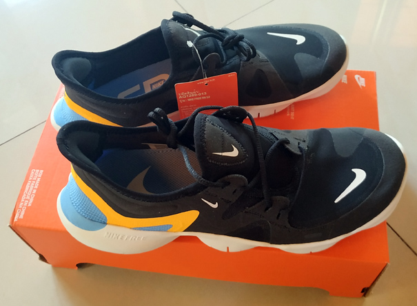 รองเท้า NIKE ของแท้ Free RN5.0 ของใหม่ ในช็อป 3,600 บาท ลงตัวสุดๆ สำหรับการวิ่งหรือเดินเที่ยว,ช้อป