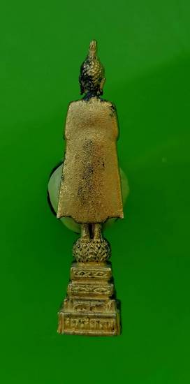 50 ฿รูปหล่อหลวงพ่อวัดบ้านแหลม วัดเพชรสมุทรวรวิหาร กะไหล่ทอง ปี 48 สูง 4 ซ.ม.