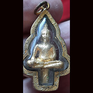 พระยอดธง ตอก ว.ต.บ.ต. ไม่ทราบที เลี่ยมไมครอนจับขอบ