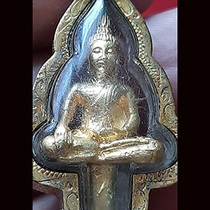 พระยอดธง ตอก ว.ต.บ.ต. ไม่ทราบที เลี่ยมไมครอนจับขอบ