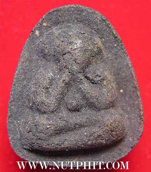 พระปิดตาหลวงปู่เฮี้ยง วัดป่าฯ พ.ศ.๒๕๐๕ พิมพ์หลังแบบ+บัตรรับรองพระแท้*24