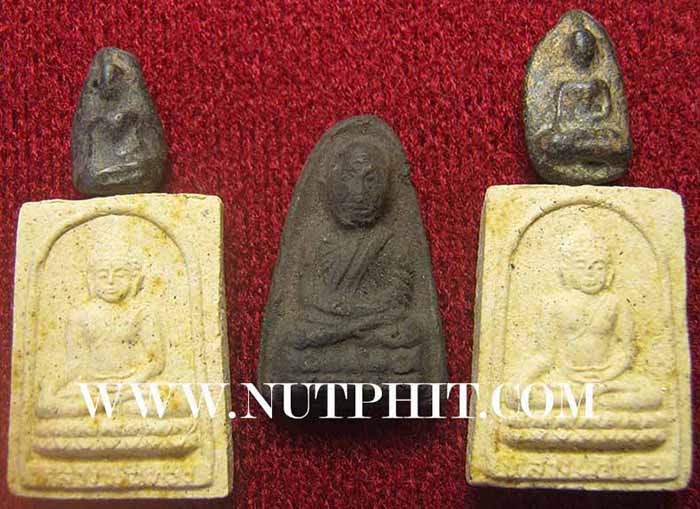 ชุด 5 องค์ พระผงเก่าแก่แท้โบราณ+รับประกัน 3 มาตรฐานสูงสุด(แท้+พอใจ+ประกันราคา)*28