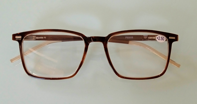 SALE1200เหลือ299 หมดแล้วหมดเลย แว่นสายตายาว Clear Frame Side Dash ของใหม่ คมชัด พร้อมซองและผ้าเช็ด