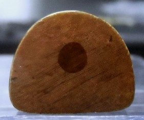 รูปเหมือนหล่ออุดเม็ดกริ่ง หลวงพ่อปาน วัดบางเหี้ย ออกวัดบางนางเพ็ง รุ่น 1 เนื้อทองผสม 