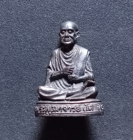 รูปเหมือนสมเด็จโต ปี33 เคาะเดียว