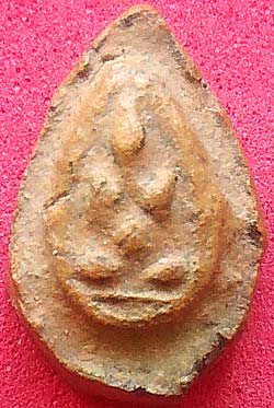 *ปิดตาใบมะขามจิ๋ว เนื้อดิน หลวงพ่อเงิน วัดบางคลาน พิจิตร*