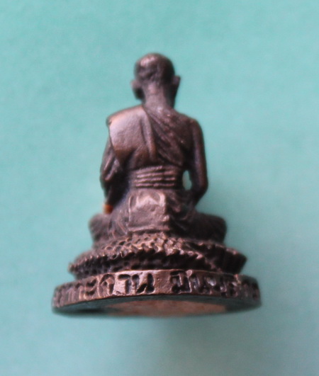 ((เคาะเดียวแดง)) รูปหล่อหลวงปู่เมฆ วัดลำกระดาน ฐานอุดผง