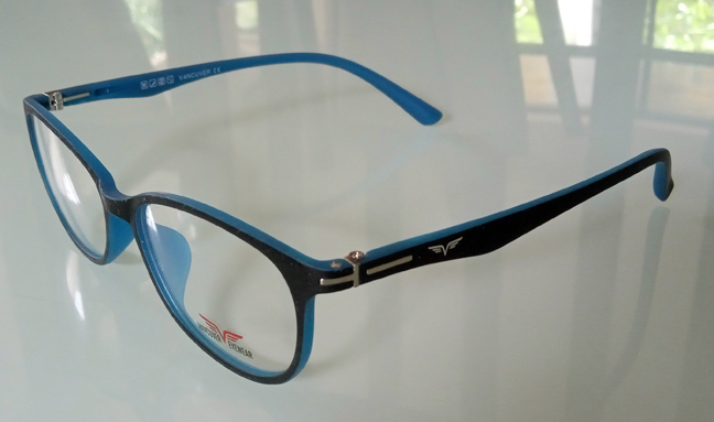 แว่นตายี่ห้อดัง VANCUVER ของแท้ ฺBlue-Black Frame