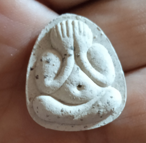 พระปิดตา มหาเสน่ห์ วัดลาดปลาเค้า กทม