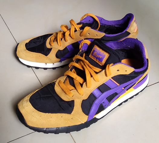 รองเท้า Onitsuka Tiger ของแท้ สภาพสวยเทพ พื้นยังกริ๊บๆเลย ,ขายถูกๆ ราคาแบ่งปันกันไปครับ