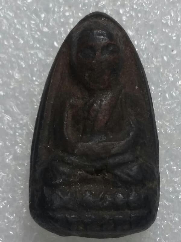 พระหลวงปู่ทวดหลังอุ หลวงพ่อทาบ วัดจะบกขึ้นผึ่ง      