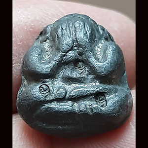 พระปิดตา เนื้อตะกั่ว ตอกโค็ต ไม่ทราบที่