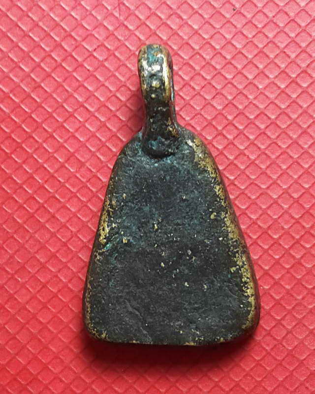 หลวงพ่อเงิน วัดบางคานปี28 รุ่นปืนแตก พิมพ์จอบใหญ่