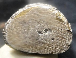 รูปหล่อนั่งสมาธิหลวงพ่อคูณ