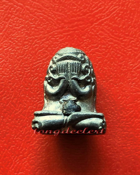 พระปิดตายันต์ยุ่ง หลวงพ่อนารถ วัดศรีโลหะราษฎร์บำรุง จ.กาญจนบุรี องค์นี้จิ๋วแต่แจ๋วค่ะ