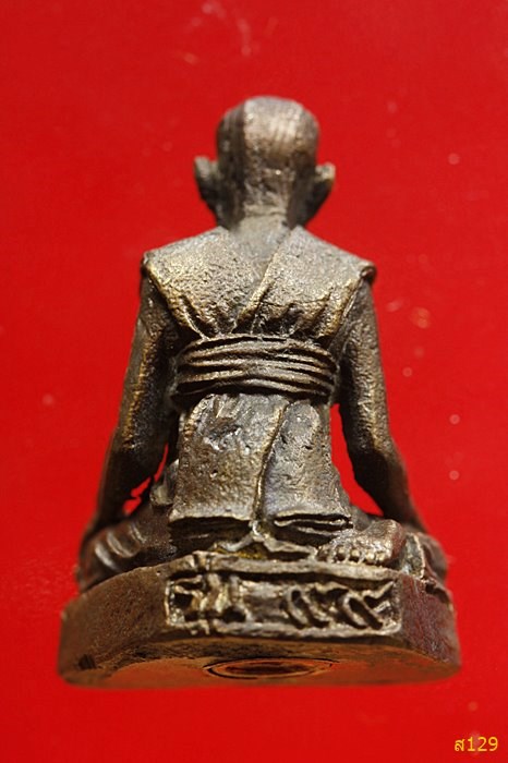 รูปหล่อ รุ่น 99 หลวงปู่บุดดา ถาวโร วัดกลางชูศรีเจริญสุข จ.สิงห์บุรี พร้อมกล่องเดิม