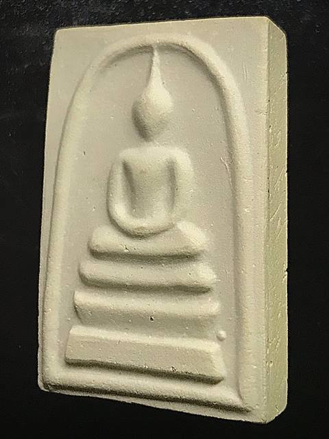 สมเด็จพุฒาจารย์ (โต พรหมรังสี) วัดใหม่อมตรส บางขุนพรหม กรุงเทพฯ เนื้อผงพิมพ์ใหญ่พิเศษ ปี 2539 