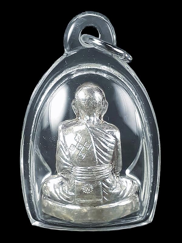 รูปเหมือนปั๊ม รุ่นแซยิด 88 ปี(โชค ลาภ ฟู) หลวงพ่อฟู วัดบางสมัคร จ.ฉะเชิงเทรา ปี2552  เนื้อเงิน 