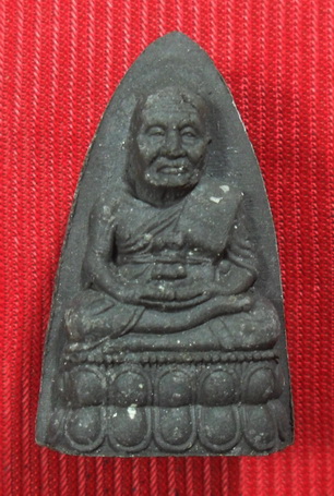 หลวงปู่ทวด เนื้อผง หลัง พร.อาจารย์นองปลุกเสกปี 2537