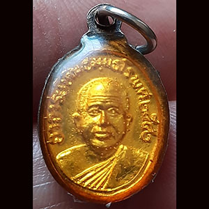 พระเม็ดแตง หลวงปู่ทวด +ทิม ปี ๔๒